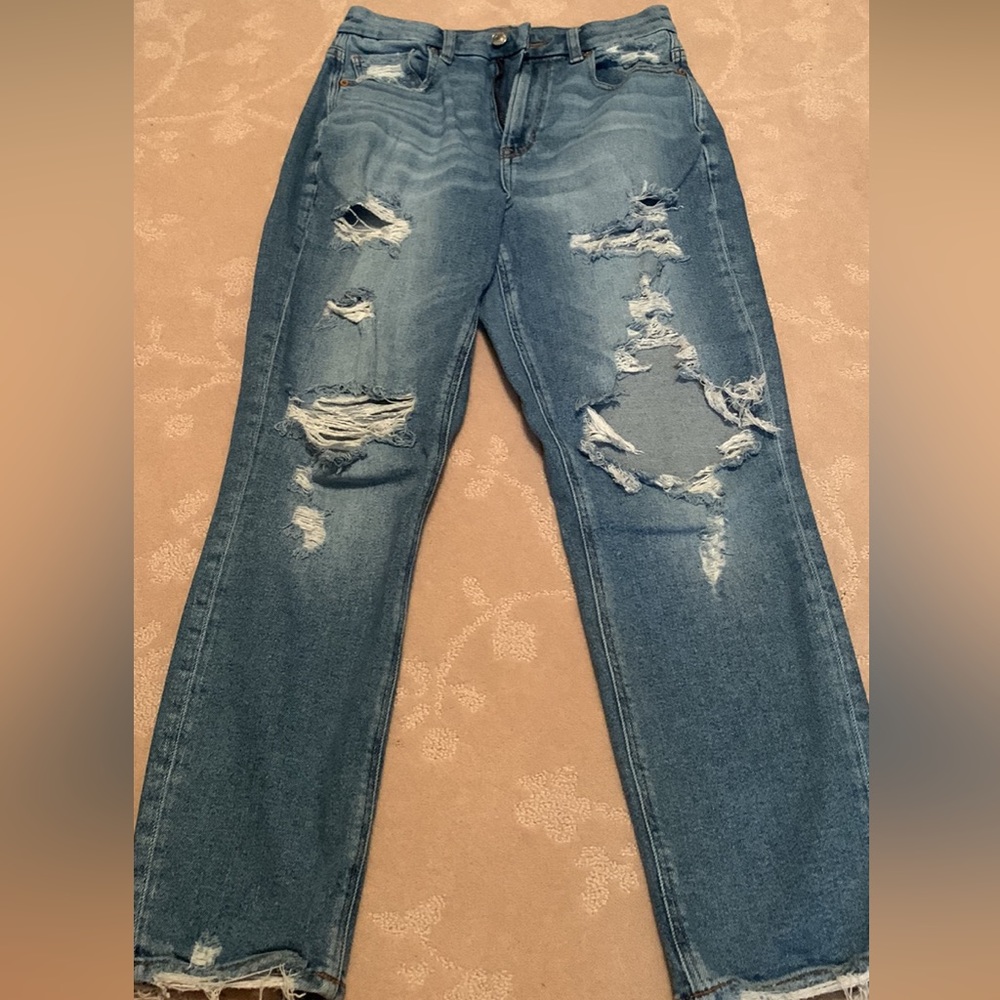 american eagle mom jeans